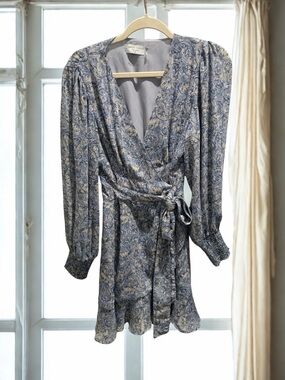Beautiful Wrap Dress by Dress Forum